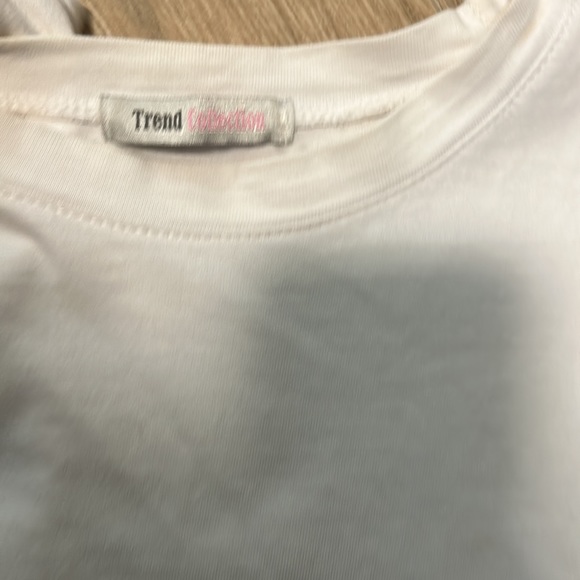 white graphic tee - Picture 2 of 3